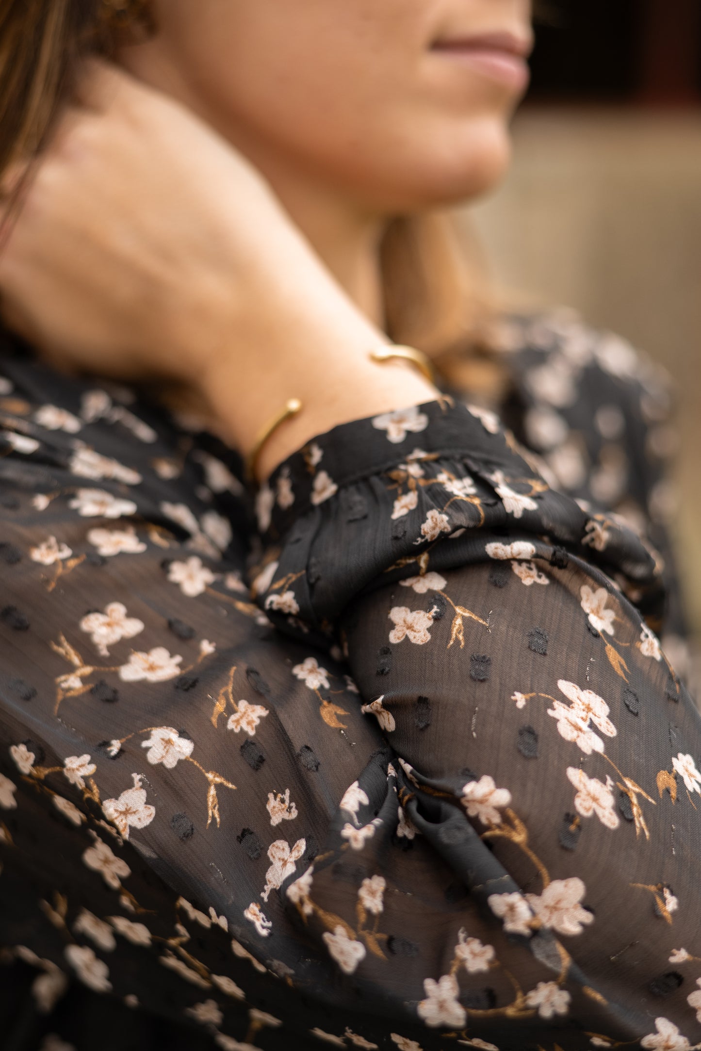 VICTORY BLOUSE