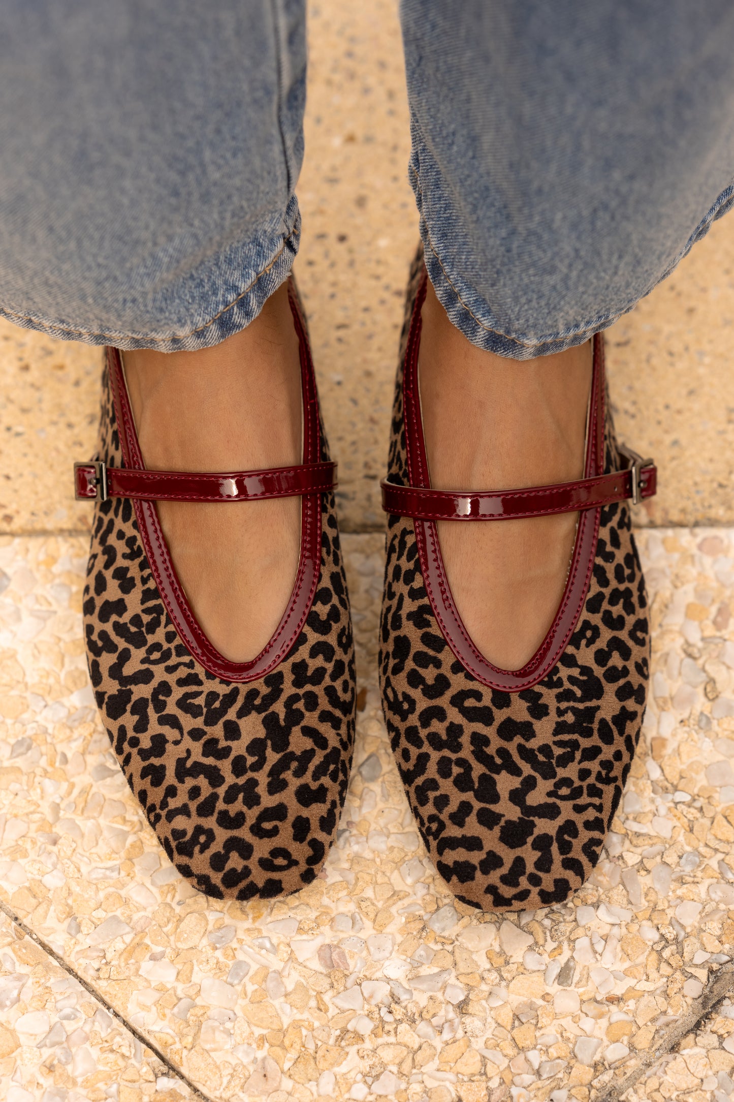 SANDALIAS DORADAS