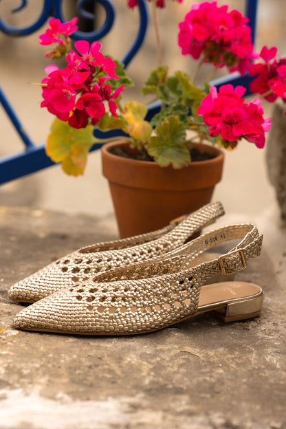 SANDALIAS DORADAS