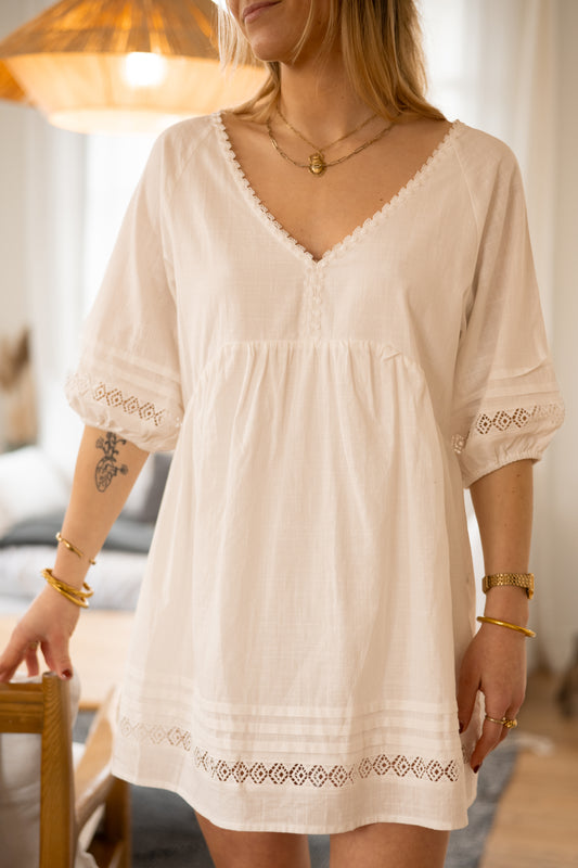 VESTIDO CORTO LEYA
